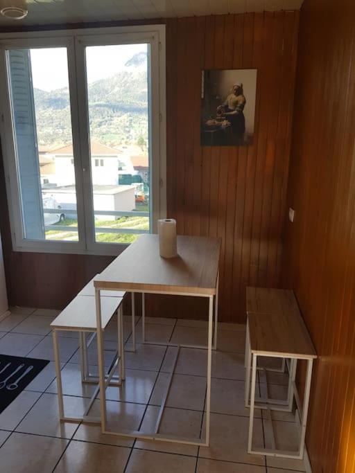Superbe Appartement En Residence Prive Avec Un Parking Prive Scionzier Esterno foto